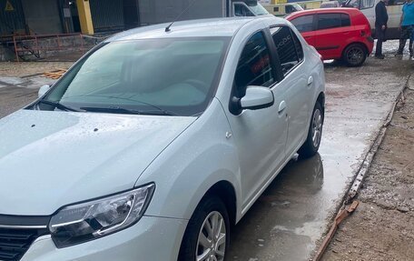 Renault Logan II, 2020 год, 680 000 рублей, 1 фотография