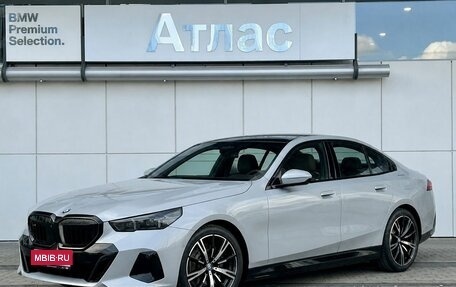 BMW 5 серия, 2026 год, 9 490 000 рублей, 1 фотография