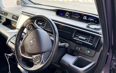 Honda Stepwgn IV, 2016 год, 2 050 000 рублей, 7 фотография