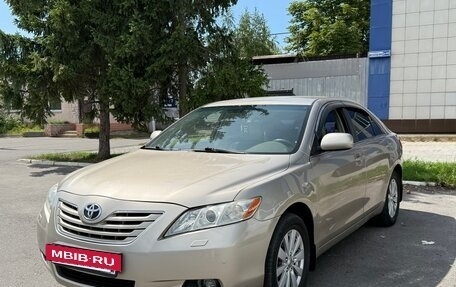 Toyota Camry, 2006 год, 800 000 рублей, 2 фотография