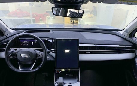 Geely Atlas, 2024 год, 2 799 000 рублей, 18 фотография