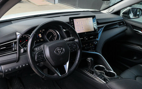 Toyota Camry, 2021 год, 3 430 000 рублей, 13 фотография