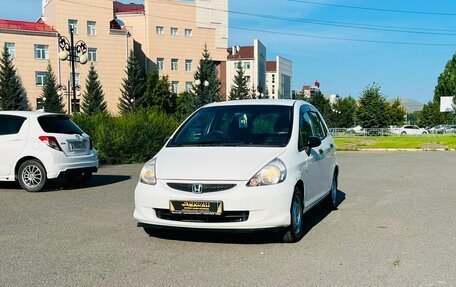 Honda Fit III, 2007 год, 549 999 рублей, 2 фотография