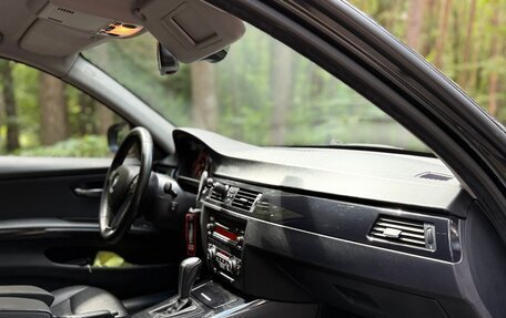 BMW 3 серия, 2009 год, 1 065 000 рублей, 18 фотография