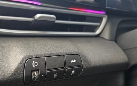 Hyundai Elantra, 2022 год, 1 650 000 рублей, 21 фотография