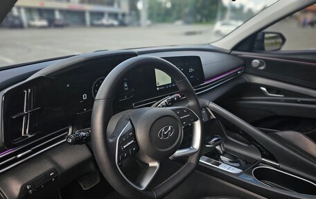 Hyundai Elantra, 2022 год, 1 650 000 рублей, 20 фотография