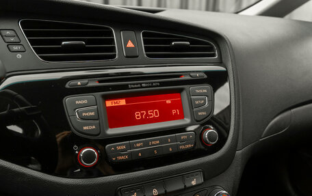 KIA cee'd III, 2015 год, 1 290 000 рублей, 17 фотография