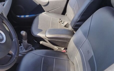 Renault Logan I, 2011 год, 900 000 рублей, 3 фотография