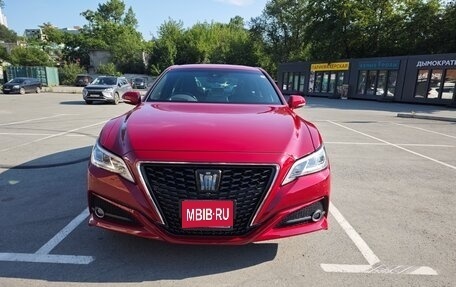 Toyota Crown, 2018 год, 3 050 000 рублей, 1 фотография