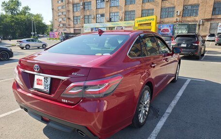 Toyota Crown, 2018 год, 3 050 000 рублей, 2 фотография