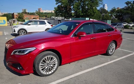 Toyota Crown, 2018 год, 3 050 000 рублей, 6 фотография