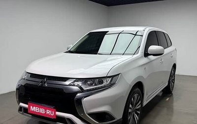 Mitsubishi Outlander III рестайлинг 3, 2022 год, 2 100 111 рублей, 1 фотография