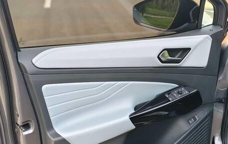 Volkswagen ID.4, 2024 год, 3 300 999 рублей, 16 фотография