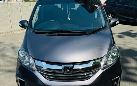 Honda Freed I, 2015 год, 1 280 000 рублей, 3 фотография