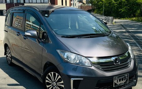 Honda Freed I, 2015 год, 1 280 000 рублей, 5 фотография