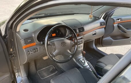 Toyota Avensis III рестайлинг, 2007 год, 630 000 рублей, 17 фотография