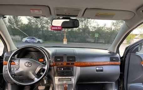 Toyota Avensis III рестайлинг, 2007 год, 630 000 рублей, 18 фотография
