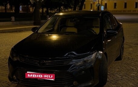 Toyota Camry, 2016 год, 1 780 000 рублей, 10 фотография