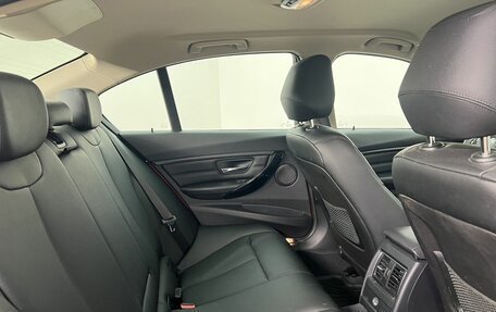 BMW 3 серия, 2017 год, 2 100 000 рублей, 12 фотография