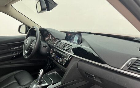 BMW 3 серия, 2017 год, 2 100 000 рублей, 15 фотография