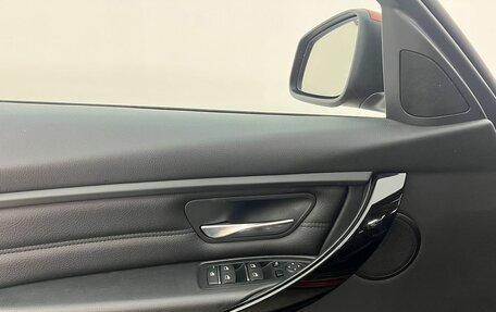 BMW 3 серия, 2017 год, 2 100 000 рублей, 19 фотография