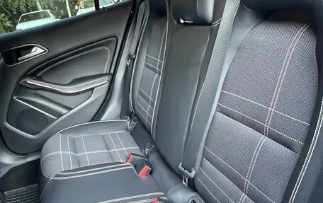 Mercedes-Benz GLA, 2016 год, 1 590 000 рублей, 13 фотография