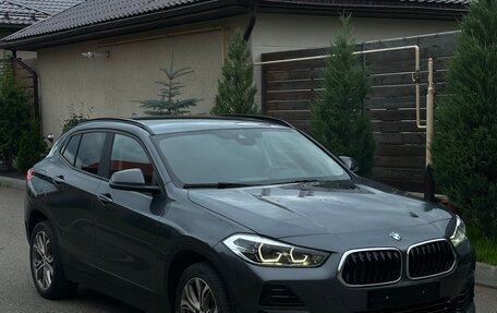BMW X2, 2021 год, 3 000 000 рублей, 2 фотография
