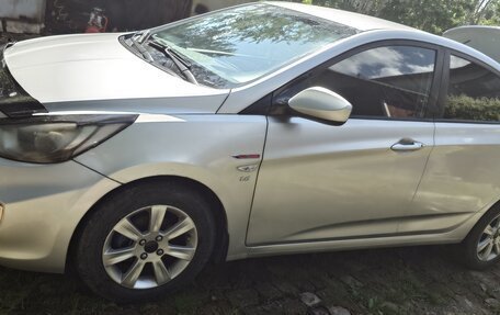 Hyundai Solaris II рестайлинг, 2013 год, 540 000 рублей, 4 фотография