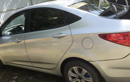 Hyundai Solaris II рестайлинг, 2013 год, 540 000 рублей, 5 фотография