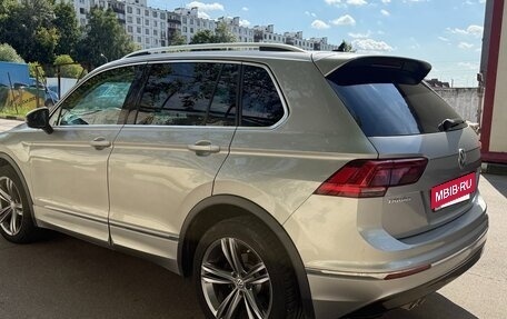 Volkswagen Tiguan II, 2018 год, 2 650 000 рублей, 5 фотография