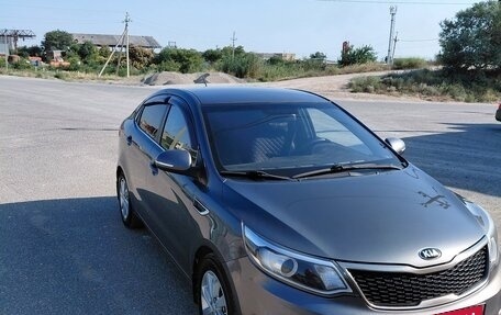 KIA Rio III рестайлинг, 2016 год, 950 000 рублей, 2 фотография