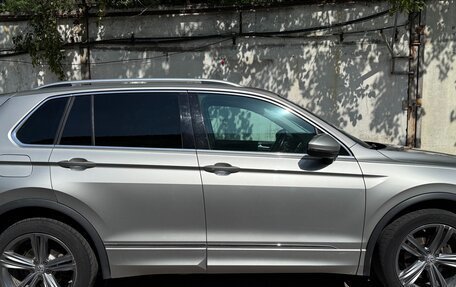 Volkswagen Tiguan II, 2018 год, 2 650 000 рублей, 10 фотография
