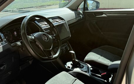 Volkswagen Tiguan II, 2018 год, 2 650 000 рублей, 17 фотография
