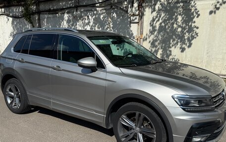 Volkswagen Tiguan II, 2018 год, 2 650 000 рублей, 12 фотография