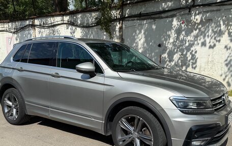 Volkswagen Tiguan II, 2018 год, 2 650 000 рублей, 11 фотография