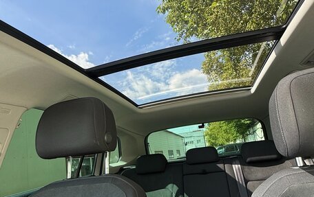 Volkswagen Tiguan II, 2018 год, 2 650 000 рублей, 21 фотография