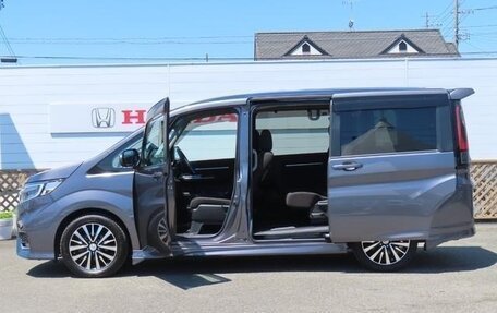 Honda Stepwgn IV, 2022 год, 1 690 017 рублей, 4 фотография