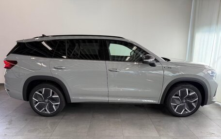 Skoda Kodiaq, 2025 год, 4 100 000 рублей, 4 фотография