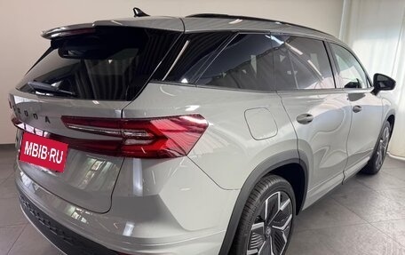 Skoda Kodiaq, 2025 год, 4 100 000 рублей, 5 фотография