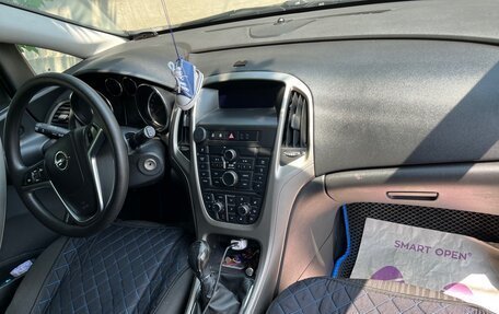 Opel Astra J, 2010 год, 750 000 рублей, 4 фотография