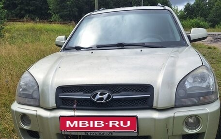 Hyundai Tucson III, 2007 год, 750 000 рублей, 3 фотография