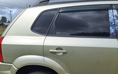 Hyundai Tucson III, 2007 год, 750 000 рублей, 10 фотография