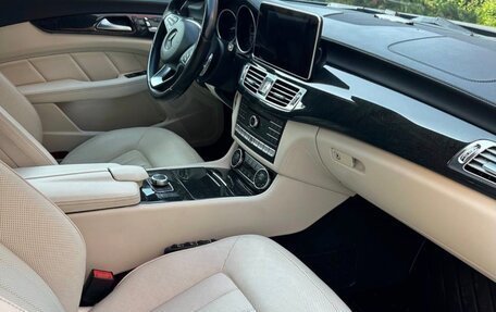 Mercedes-Benz CLS, 2015 год, 3 600 000 рублей, 2 фотография