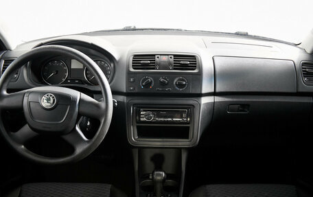 Skoda Fabia II, 2011 год, 555 000 рублей, 11 фотография