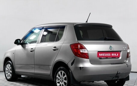 Skoda Fabia II, 2011 год, 555 000 рублей, 8 фотография