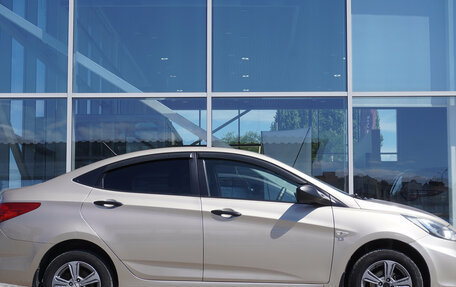 Hyundai Solaris II рестайлинг, 2013 год, 799 000 рублей, 4 фотография
