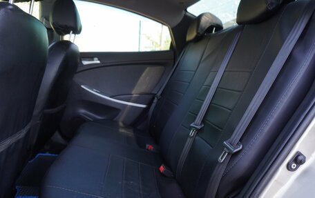Hyundai Solaris II рестайлинг, 2013 год, 799 000 рублей, 20 фотография