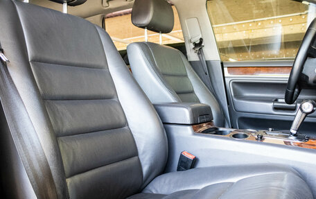 Volkswagen Touareg III, 2007 год, 1 249 000 рублей, 12 фотография
