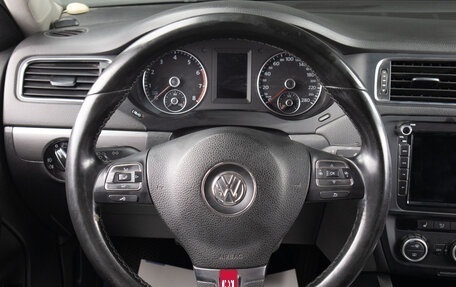 Volkswagen Jetta VI, 2013 год, 899 000 рублей, 10 фотография