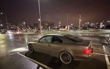 Mercedes-Benz CLK-Класс, 2000 год, 550 000 рублей, 2 фотография